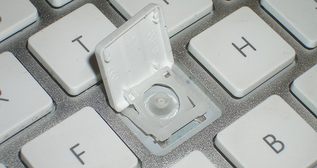 Thay bàn phím Laptop Cần Thơ có loại Bàn phím cao su (Membrance Keyboard)