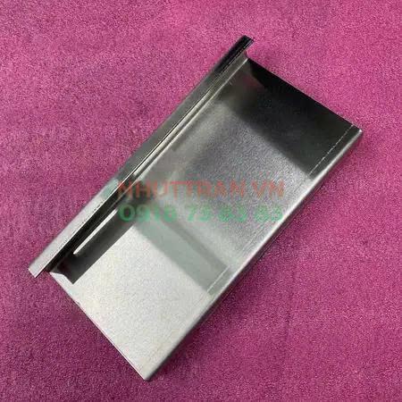 Pát Z 10x20x0.15cm loại INOX 430 lắp tấm pin năng lượng mặt trời Pát Z 10x20x0.15cm loại INOX 430 lắp tấm pin năng lượng mặt trời