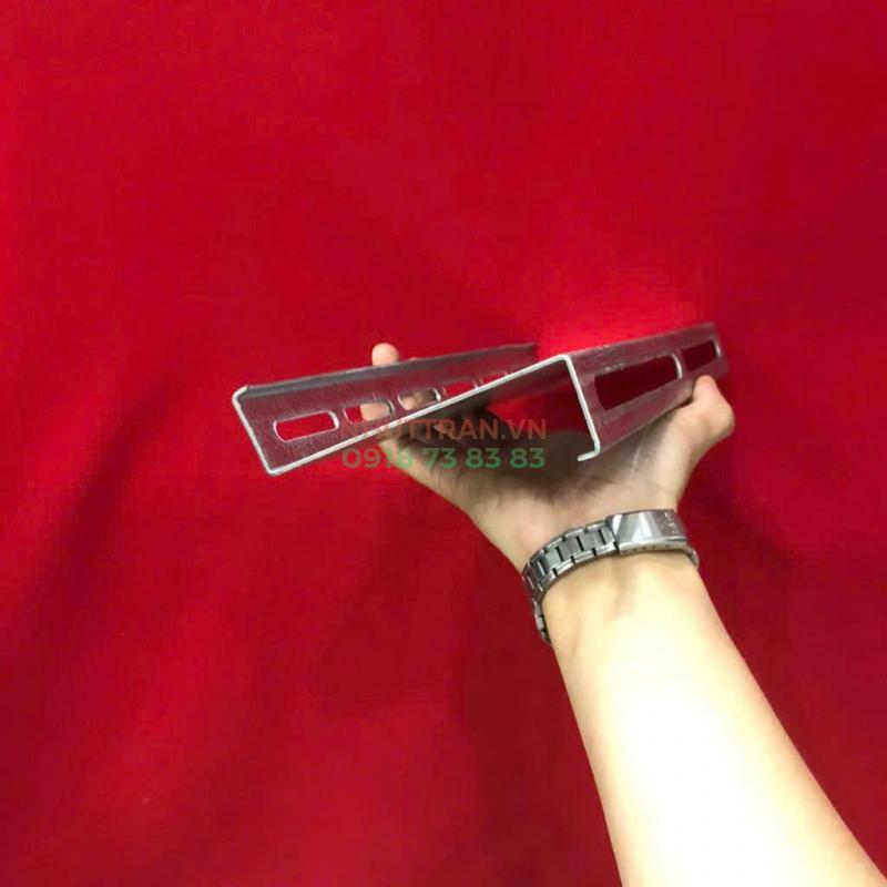 Pát Z 10x30x0.15cm loại KẼM lắp tấm pin năng lượng mặt trời Pát Z 10x30x0.15cm loại KẼM lắp tấm pin năng lượng mặt trời