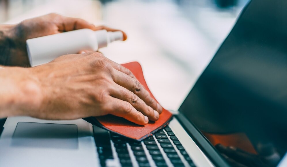 Thay bàn phím laptop Cần Thơ lấy liền – Đến ngay Nhựt Trân